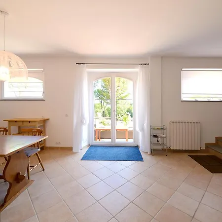 With 2 Bedrooms In Ancona, With Enclosed Garden And Wifi Ancona